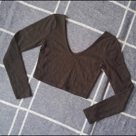 Forever 21 Tops - Forever 21 Cropped Top